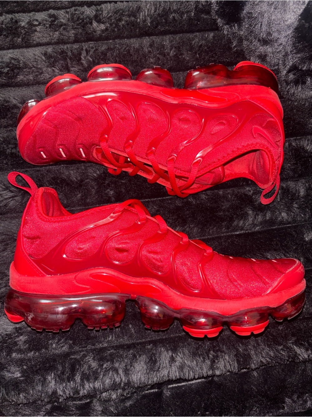Red Nike VaporMax Plus Athletic Sneakers, Men size 8/Women’s size 10